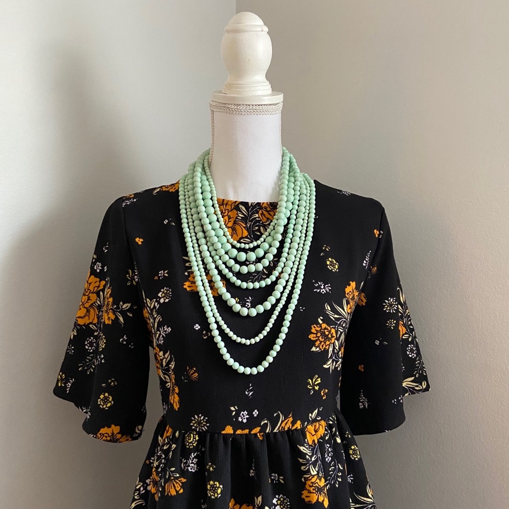 New! Mint beaded necklace - Picture 11 of 11